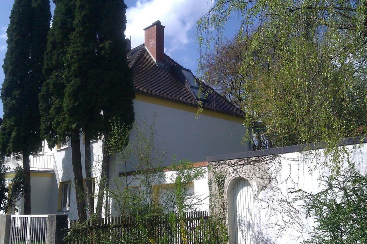 Idyllische Penthouse-wohnung In Super Lage Apartment Munich